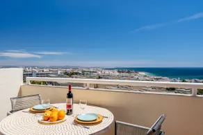 Top floor Inspiring view pool beach nearby - Image 3