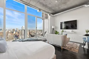 Luxury Studio | Prime Downtown - Image 5