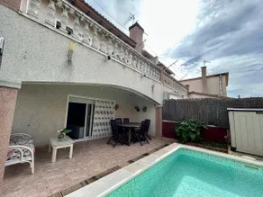 Villa in Tarragona with pool. Air conditioning. Wi-Fi. - Image 2