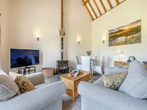 Chapel Barn - UK46738 - Image 2