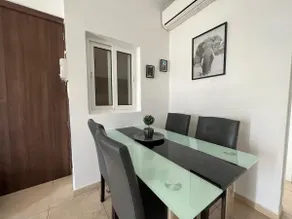 Cozy 1 bed flat in Balluta Bay - Image 4