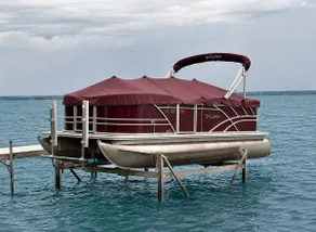 Lakefront Cabin w/ Pontoon, Arcade, MiniGolf, Dock - Image 2