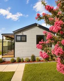 Sea Lake Holiday Cabin - Image 4