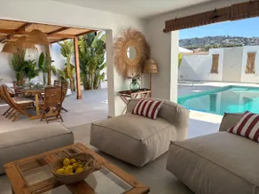 Inftour La Fustera Villa - Image 2