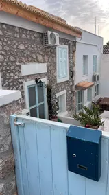 Galaxidi Authentic Rooftop House - Image 4