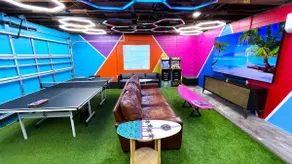 Endless Summer: Pool Hot Tub Kayaks Game Room Dock - Image 4