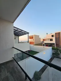 Beautiful house with a private beach - Image 3