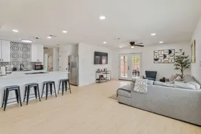 *Lackland Getaway * 4 Bedroom home with pool. - Image 3