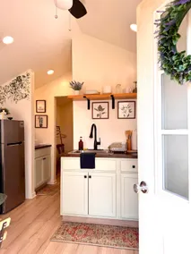 Botanical Cottage | 10 Min to Downtown & Nature - Image 5