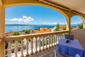 Sea view flat 300 metres to the beach - Image 4