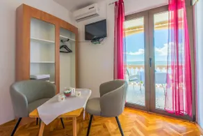 Sea view flat 300 metres to the beach - Image 5