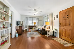The Porch House - Image 2
