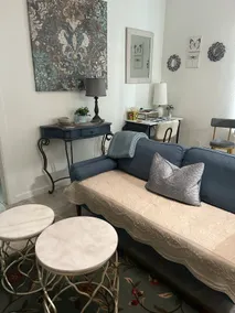 Dazzling, Cozy Retreat Condo - Image 5