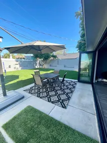 Tranquil Long Beach Oasis - Image 3