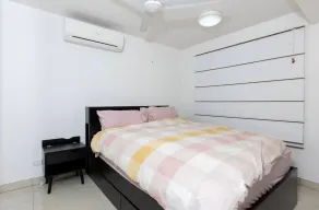 Darwin CBD Apartment - Image 2