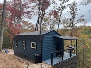 Peaceful Cabin in the woods - Image 2