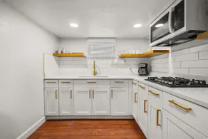 Remodeled Cozy Basement Retreat - Image 5