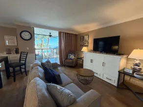Luxury Poolside Condo- Waterfront/Gated - Image 3