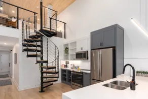 Urban Apartment Loft with Gym l Sleeps 5 - Image 4