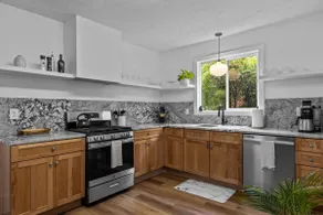 Timeless Tudor - Walkable to Downtown! - Image 2