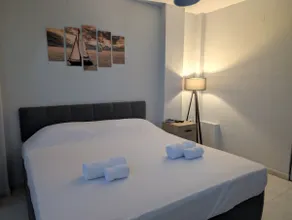 Central Fira Suites - Image 2