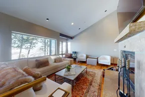 Luxury 4BR Mountainview | Chef's Kitchen| Hot Tub - Image 5