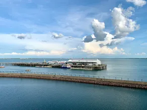 Serenity Short Stays - Deja Blue - at Darwin Waterfront - Image 5