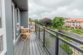 The Williams : Balcony • Zen • W/D - Image 3