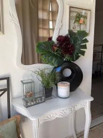 Close to the airport, a cozy, comfortable place - Image 3