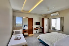 Modern 4 BHK Villa w/ Pool - 10 Mins From Temple - Image 4
