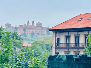 Apartment with a private garden in Comillas - Image 5