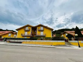 Apartment with a private garden in Comillas - Image 3