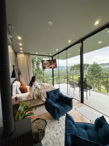Luxury Romantic Cabin Firenze - Image 3