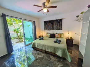 3min to Beach 2BR Apt w/private Pool & near Ferry - Image 3
