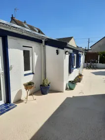 the blue shutters - Image 5