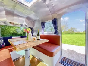 Lanes End Farm Airstream - Image 2
