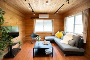 Log house with hot spring | BBQ in a quiet garden | Spacious kitchen & living room | Up to 8 people | Free parking | Nagano sightseeing - Image 2