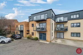 Open Plan- Penthouse Flat - Image 2