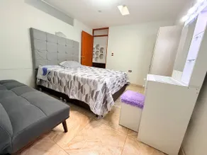 Modern new mini apartment with a queen-size bed - Image 4