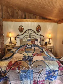 Hideaway Cabin - Image 5