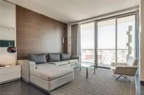 Palms 50th floor strip view - Image 3