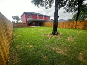 2 King beds, spacious, fast WiFi, near shopping! - Image 5