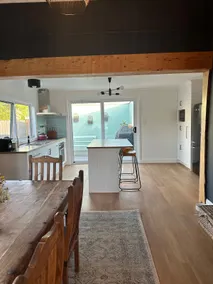 Cosy Coastal Cottage - Image 3