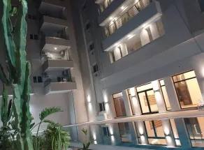 Charming luxury apartment - Image 2