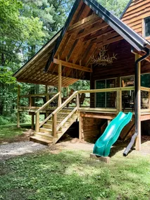 Sweet River Lodge w/ fire pit & covered deck - Image 3