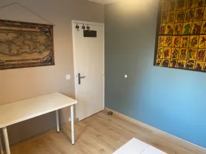 2 bedrooms + kitchenette, bathroom, toilet, independent entrance - Image 4