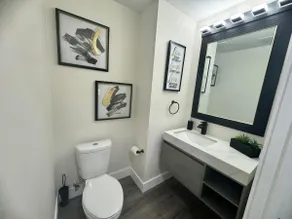 Orlando home close 2 attractions - Image 2