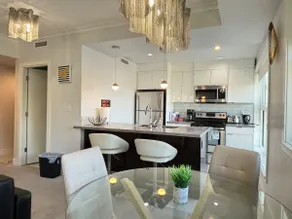 Stunning 2 bedroom Apartment 206 - Image 3