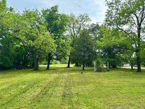 Morgan House -Downtown Victorian/Sleeps 9/Big Yard - Image 4