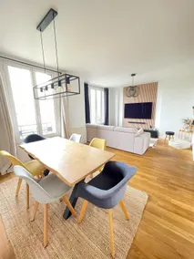 Warm and bright apartment in the center 10' RER - Image 3